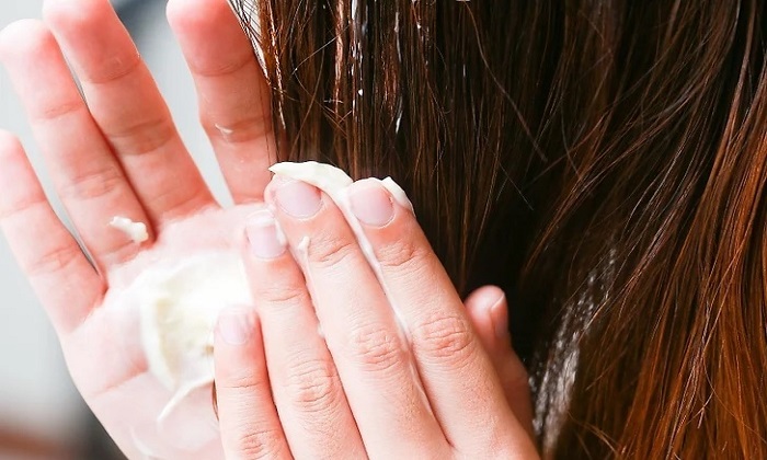 6 درمان طبیعی برای موی خشک و آسیب دیده