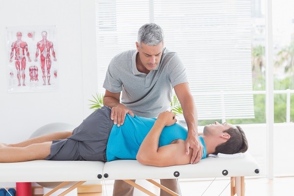 درمان درگیری مفاصل فاست در گردن و کمر با روش های نوین طب فیزیکی