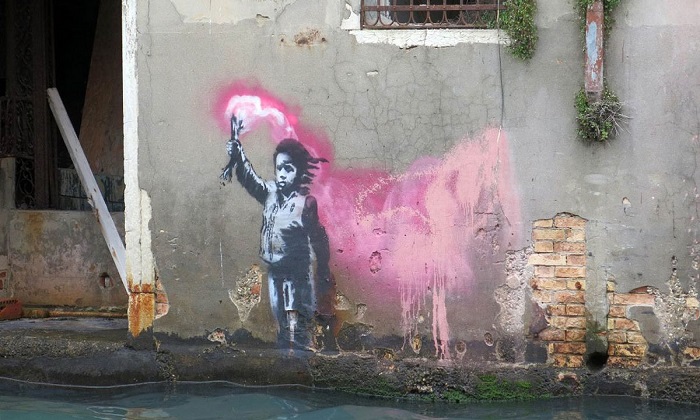 بنکسی؛ جنجالی‌ترین هنرمند خیابانی جهان