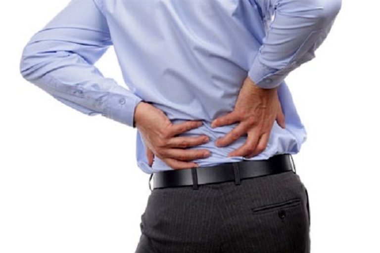 شایع‌ترین دلایل کمردرد/ چگونه درد کمر را کاهش دهیم؟
